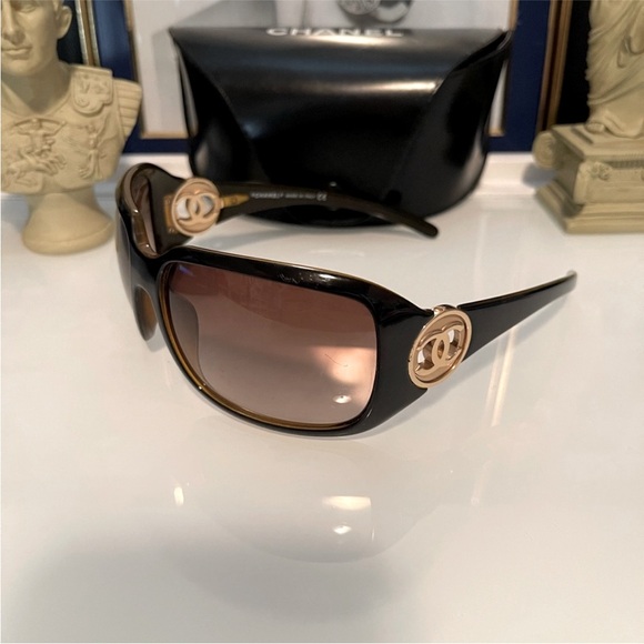 CHANEL CC Logo Sunglasses Brown & Gold with original Case w/COA - Picture 1 of 10